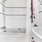 Casa Grenata アパート